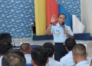 Awali Tugas di Bumi Nyiur Melambai, Danlanud Sam Ratulangi Marsma Ramot Sinaga Gelar Entry Briefing