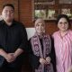 Rio Dondokambey bersama Siti Atikoh Suprianti (tengah), Rita Dondokambey-Tamuntuan di sela-sela acara silaturahmi dengan para tokoh lintas agama se-Sulut, di Minahasa Utara, Rabu (17/1/2024). Ist
