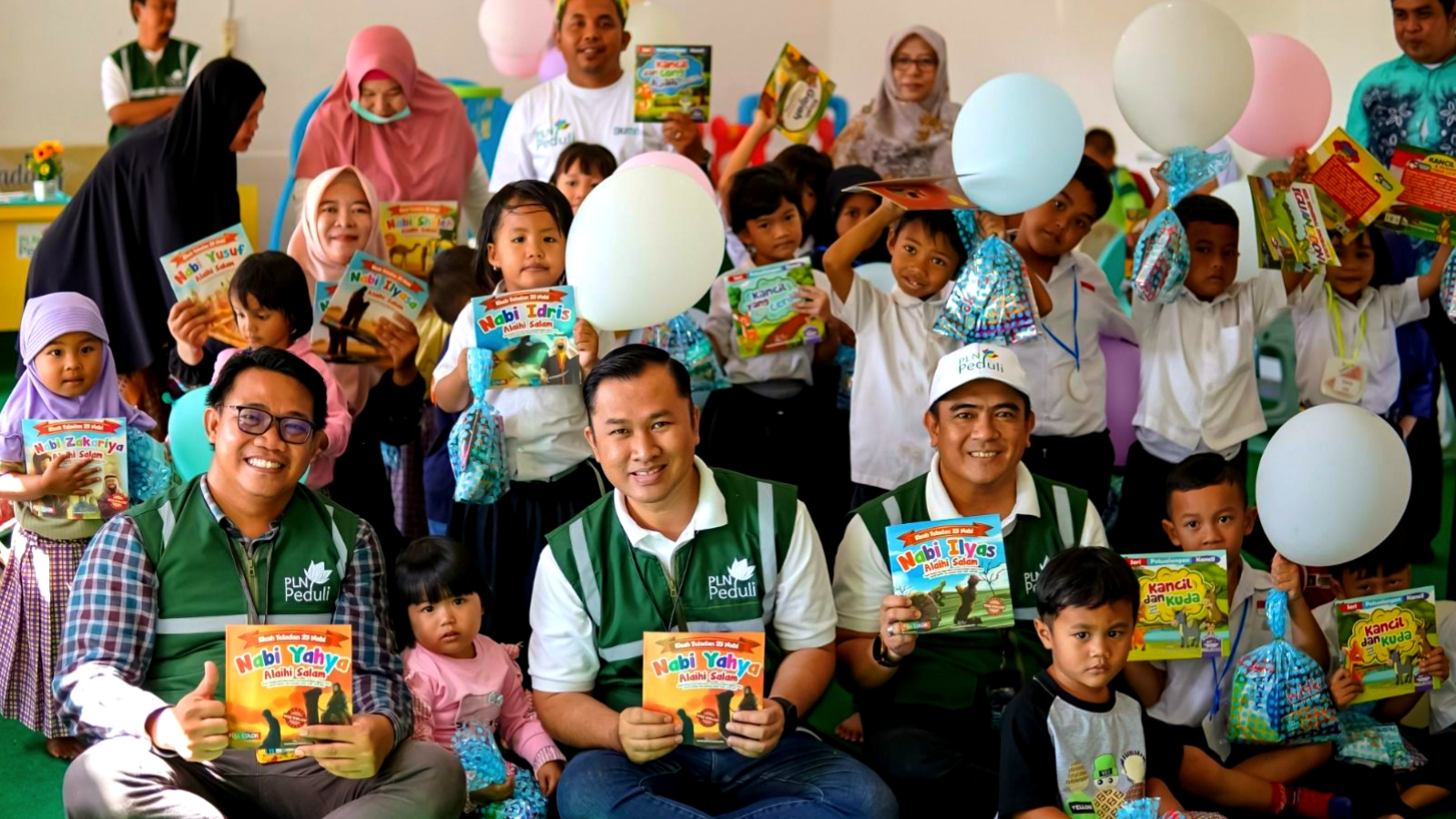 Pelaksanaan program TJSL PT. PLN. (Foto: Istimewa)