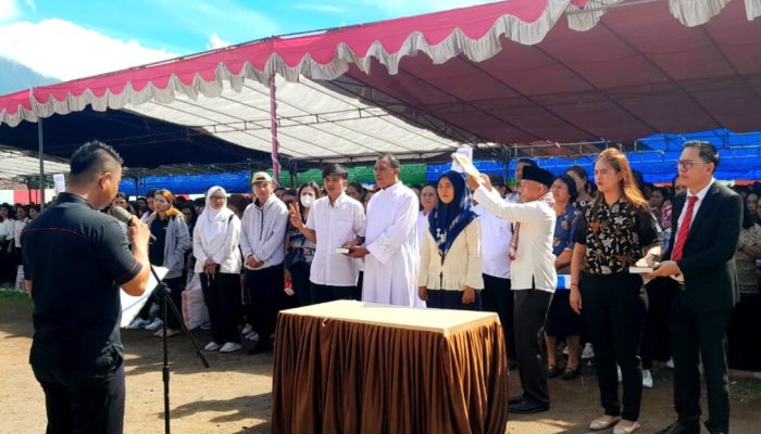 Resmi di Lantik, 4.725 Petugas KPPS Siap Layani Warga Bitung Salurkan Hak Pilih Pemilu 2024