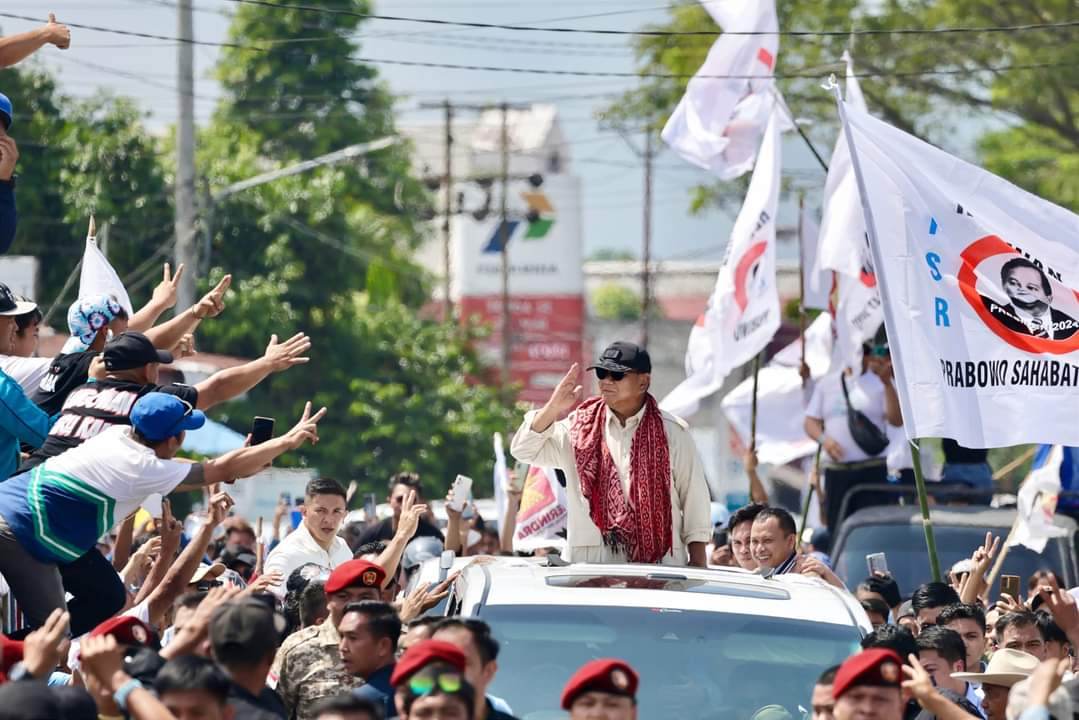 Pidato Politik Prabowo Subianto di Manado, di Tutup Teriakan I Yayat U Santi