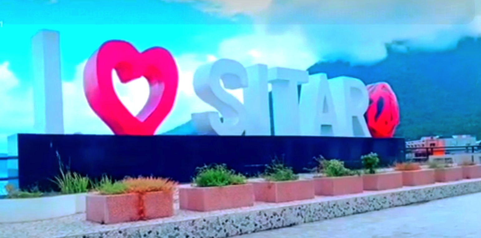Tugu I Love Sitaro di Tatahadeng Kecamatan Siau Timur Sulawesi Utara. (Foto: Istimewa)