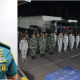 Foto Almarhum Kolonel Laut (H) Raynold Sendewana SH dan prosesi penerimaan jenazah secara Militer di Bandara Sam Ratulangi Manado. (Foto: Istimewa)