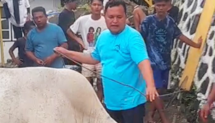 Pengusaha Muda Yunus Djafar Berbagi Berkah Idul Adha Kepada Para Kaum Dhuafa dan Mualaf di Bitung