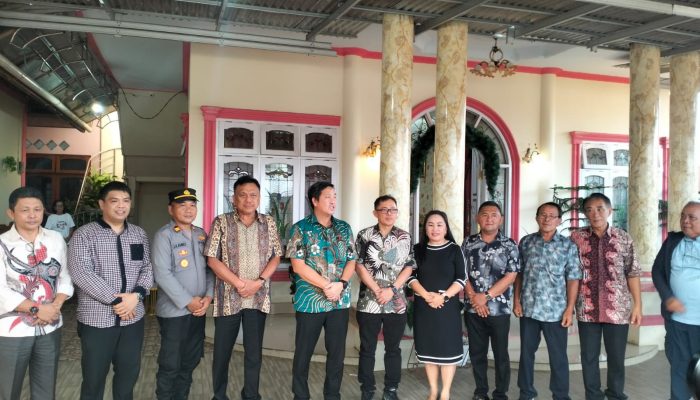 Momentum Pengucapan Syukur Minsel, ODSK Bertamu di Rumah Angdew Meyfi Karuh