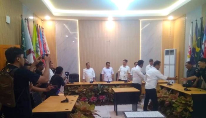 KPU Manado Simulasikan Pendaftaran Calon Peserta Pilkada 2024