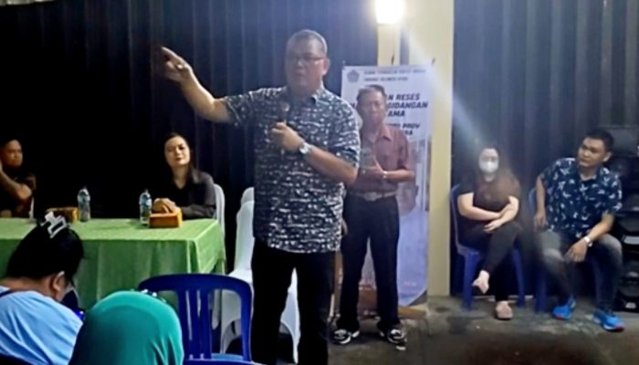 Reses Legislator Sulut Louis Schramm di Malalayang, Warga Soroti Fasilitas Trotoar Rusak