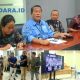 Kepala Kantor Otoritas Bandar Udara (OTBAN) wilayah VIII, Ambar Suryoko saat memberikan keterangan pers terkait monitoring layanan Bandara saat musim libur Natal dan Tahun Baru 2024-2025. (Foto: Ridho L Tobing)