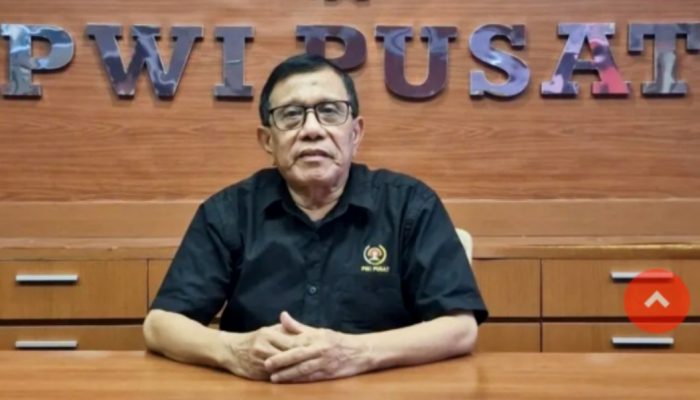 Ketum PWI Pusat Hendry Ch Bangun Tegas Bantah Pergantian Pengurus PWI Sulut 