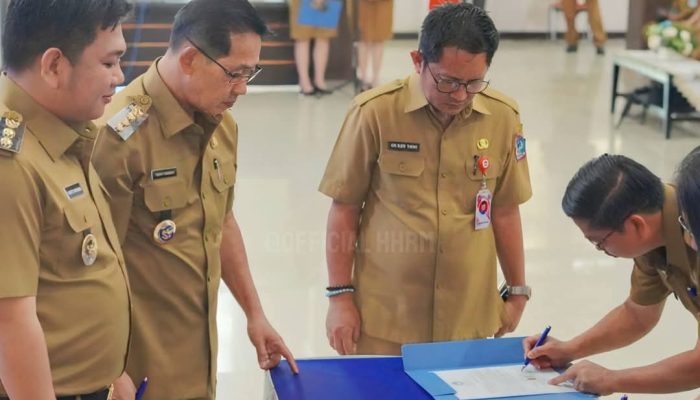 Hengky-Randito Saksikan Penandatanganan Pakta Integritas Para Birokrat Pemkot Bitung