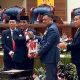 Salam Komando tandai Sertijab Gubernur dan Wakil Gubernur Sulut, dari Olly Dondokambey-Steven Kandouw kepada Yulius Selvanus dan Victor Mailangkay. (Foto: Istimewa)
