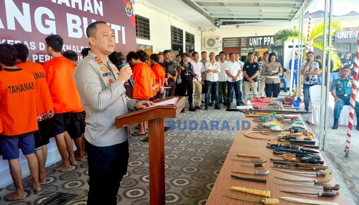 Polres Bitung Musnahkan Dua Ton Cap Tikus, Puluhan Sajam dan Ratusan Knalpot Brong