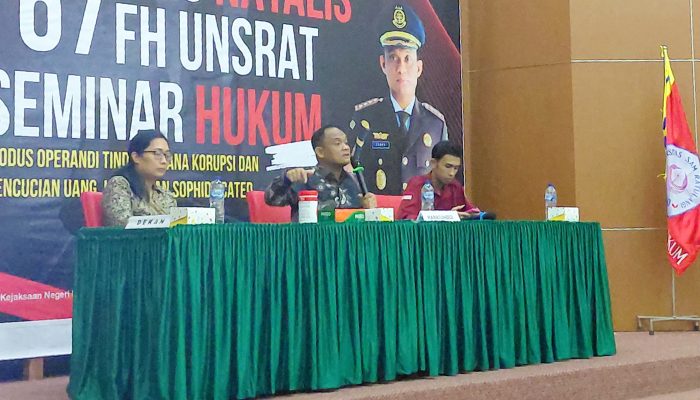 Jaksa Yadyn Bahas Modus Operandi Korupsi dan Pencucian Uang Sophisticated di Seminar Hukum Unsrat