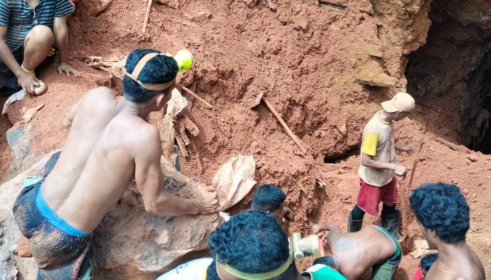 Dua Penambang Tewas Tertimbun Longsor di Sangihe, Basarnas dan Tim SAR Lakukan Evakuasi