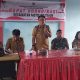 Camat Motoling Timur Bonny Mawitjere saat Rakor Kecamatan Motoling Timur.