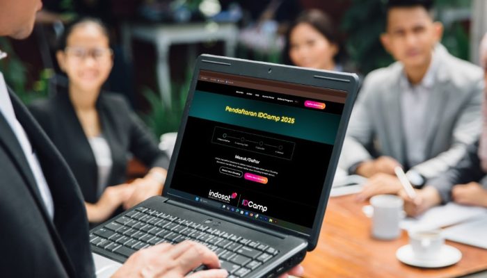 Indosat Ooredoo Hutchison Jawab Kebutuhan Talenta Digital Lewat Kelas AI Gratis di IDCamp 2025