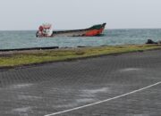 ABK Kapal LCT Remu Selatan yang Mati Mesin di Teluk Manado Berhasil Diselamatkan