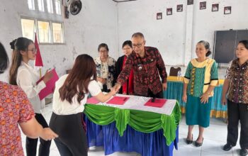 Pelantikan KAUR Desa Wusa Kabupaten Minut yang saat ini diproses warga Wusa