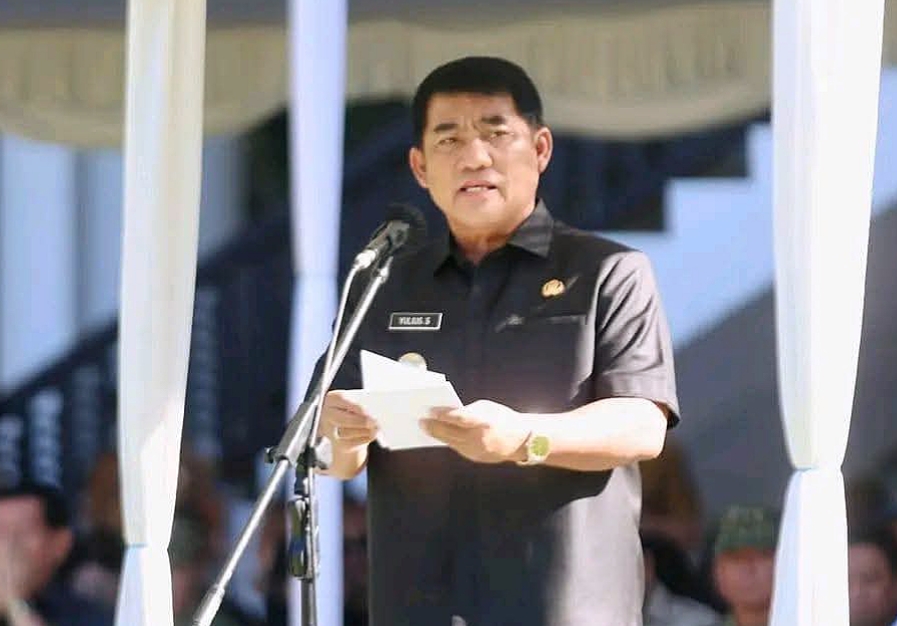 Gubernur Sulawesi Utara, Mayjen TNI (Purn) Yulius Selvanus SE.