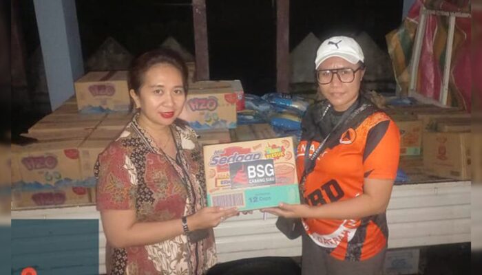 Bank SulutGO Salurkan Bantuan untuk Korban Banjir Bandang Siau