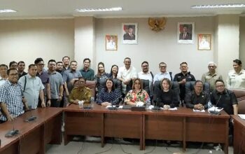 RDP Komisi II DPRD Sulut dengan Dealer Kendaraan Bermotor. (Foto: Ist)