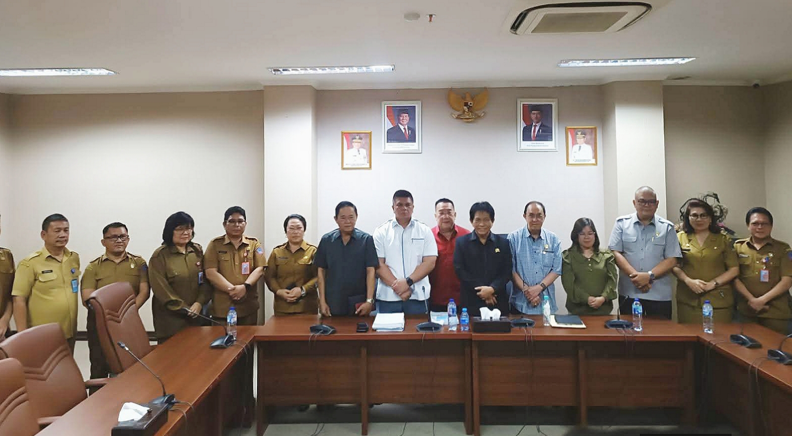 Rapat finalisasi Ranperda RTRW Sulut. (Foto: Ist)