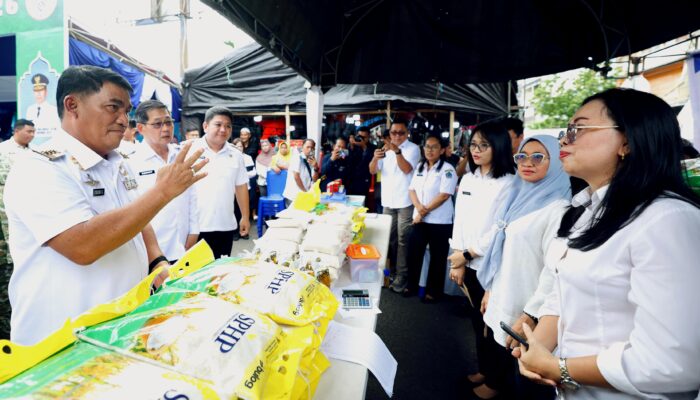 Gempur Inflasi, Gubernur Yulius Resmi Luncurkan Gerakan Pangan Murah 2026 dari Kota Bitung