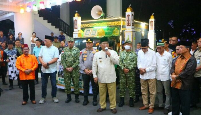 Ratusan Personel Gabungan Kawal Pawai Malam Takbiran di Kota Manado