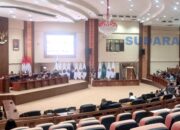 Rapat Paripurna DPRD Provinsi Sulawesi Utara dalam rangka Penyampaian/Penjelasan Pimpinan DPRD terhadap Peraturan DPRD Provinsi Sulawesi Utara tentang Tata Tertib DPRD, Senin (2/3/2026). (Foto: Ridho L Tobing)