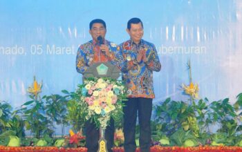 Gubernur Sulawesi Utara, Mayjen TNI (Purn) Yulius Selvanus SE (kiri) bersama Wakil Gubernur, Dr. J Victor Mailangkay SH MH (kanan). (Foto: Ist)