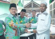 Walikota Bitung, Hengky Honandar SE didampingi Wakil Walikota Randito Maringka S.Sos, saat gelar Safari Ramadan di Kelurahan Batulubang Kecamatan Lembeh Selatan Pulau Lembeh Kota Bitung, Rabu (11/3/2026) (Foto: Ist)