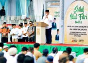 Gubernur Sulut, Mayjen TNI (Purn) Yulius Selvanus SE, saat menghadiri Ibadah Sholat Id di Lapangan Sparta Tikala, Manado, Sabtu (21/3/2026). (Foto: untuk SUDARA.ID)