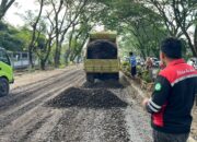 Pengaspalan Jalan Ir. Soekarno di Kabupaten Minahasa Utara. (Foto: Istimewa/SUDARA.ID)
