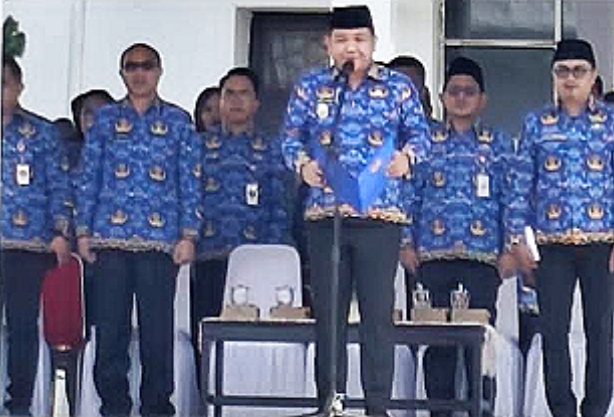 Apel KORPRI Pemkot Bitung perdana usai Libur Lebaran 2026: Wakil Walikota Bitung, Randito Maringka S Sos, Ingatkan ASN Bitung Bijak Sikapi Informasi yang berkembang di era digital saat ini. (Foto: Istimewa)
