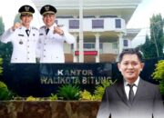 Pimpinan Solid, Administrasi Tertib: Walikota Bitung Hengky Honandar SE dan Wakil Walikota Randito Maringka S Sos (kiri atas) bersama Sekda Ir Ign Rudy Theno ST MT MAP (kanan bawah), resmi merilis RLPPD 2025 sebagai bentuk transparansi publik Pemerintah Kota Bitung. (Foto: Sok. SUDARA.ID)