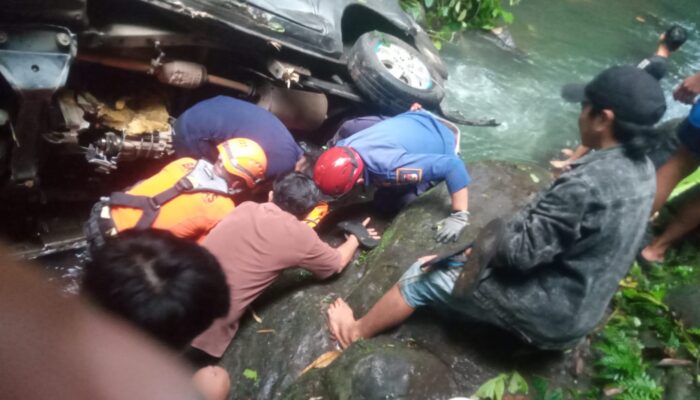 Mobil Terjun ke Jurang 60 Meter di Minahasa Selatan, Dua Korban Ditemukan Meninggal