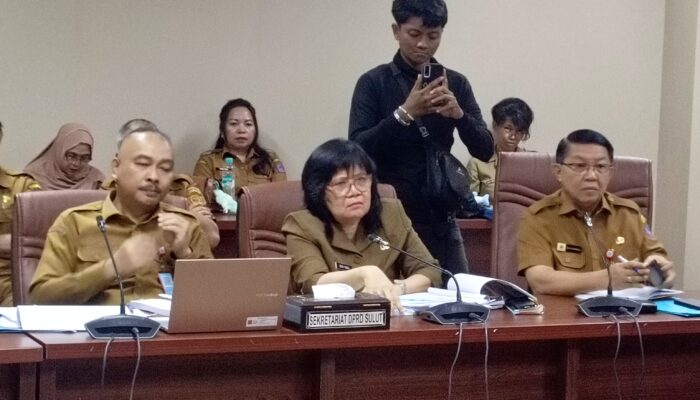 Tampil Responsif di Pansus LKPJ, Kadis PUPR Deicy Paath Pastikan Anggaran Jalan Tepat Sasaran