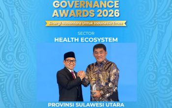 Gubernur Sulut Yulius Selvanus menerima penghargaan National Governance Awards 2026 di Jakarta, Jumat (24/4). (Foto: Dok. Istimewa/SUDARA.ID)