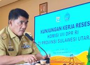 Gubernur Yulius Selvanus memaparkan lompatan ekonomi kreatif dan penguatan posisi Sulawesi Utara sebagai "Pintu Gerbang Asia Pasifik", pada Reses Komisi VII DPR RI di Manado. (Foto: Dok. Istimewa)