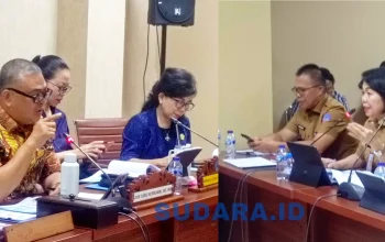 Wakil Ketua Komisi IV DPRD Sulut, Louis Carl Schramm saat memimpin RDP dengan Dinas Pendidikan Daerah Sulut yang dihadiri langsung oleh Kadis Femmy Suluh, Senin (11/5/2026). (Foto: Ridho L Tobing)