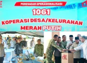 KAWAL VISI PRESIDEN: Walikota Bitung Hengky Honandar, S.E. (tengah), didampingi jajaran Forkopimda saat mengikuti peluncuran 1.061 Koperasi Merah Putih secara virtual oleh Presiden Prabowo Subianto, Sabtu (16/5/2026). (Foto: Dok. Istimewa/SUDARA.ID)
