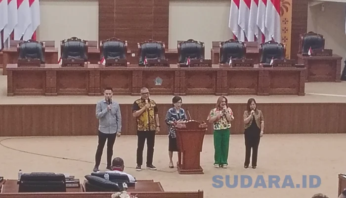 Maknai Esensi Ibadah Rutin di DPRD Sulut, Royke Anter: Firman Tuhan Itu Alarm Pengingat
