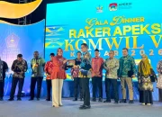 Walikota Bitung Hengky Honandar SE di gala dinner Raker Apeksi Komisariat Wilayah (Komwil) VI tahun 2026. (Foto: Istimewa)