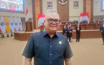 Ketua Fraksi Gerindra DPRD Sulut, Louis Carl Schramm SH MH. (Foto: Ridho L Tobing)