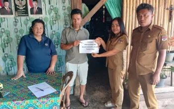 Penyerahan Bantuan Langsung Tunai yang bersumber dari Dana Desa, Tahun Anggaran (TA) 2026 kepada Keluarga Penerima Manfaat (KPM), Senin (8/6/2026).