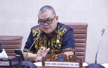 Wakil Ketua Komisi IV DPRD Sulut, Louis Carl Scchramm SH MH. (Foto: Istimewa)