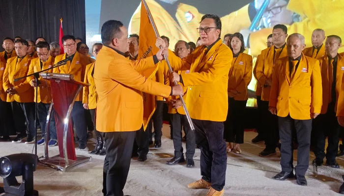 Ade Saerang Resmi Ketua Hanura Sulut, ‘Auman Singa’ dari Utara Gaungkan Kesejahteraan Daerah