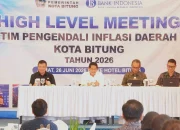 Walikota Bitung Hengky Honandar, S.E., saat membuka secara resmi High Level Meeting (HLM) TPID Kota Bitung Tahun 2026, guna memperkuat sinergi pengendalian inflasi daerah. (Foto: Dok.Istimewa)