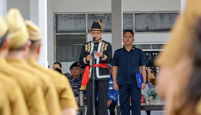 Harganas ke-33: Walikota Bitung Hengky Honandar Tekankan Pentingnya Peran Ayah Mengasuh Anak