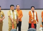 Wakil Kepala BPS RI Sonny Harry Budiutomo (kiri) memberikan apresiasi langsung kepada Gubernur Sulut Yulius Selvanus (kanan) atas kesiapan administrasi Sensus Ekonomi 2026 Sulawesi Utara yang berhasil menjadi salah satu yang terbaik dan tercepat di tingkat nasional, Selasa (30/6/2026). (Foto: Istimewa)
